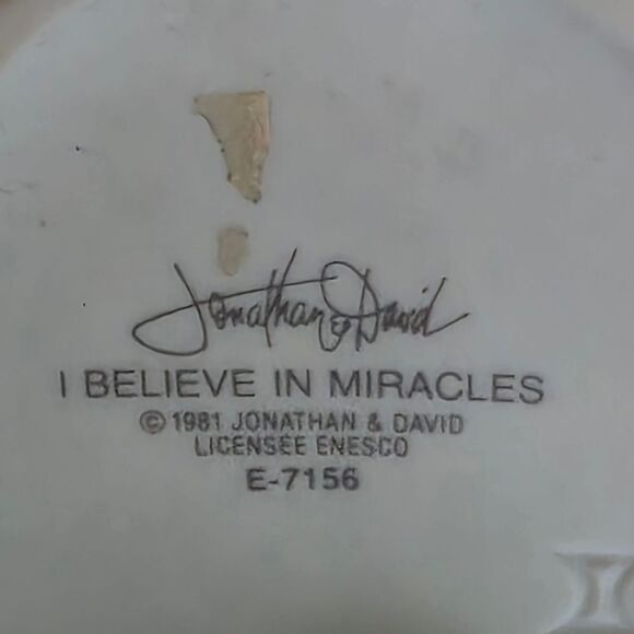 Vintage 1981 Enesco "I Believe In Miracles" - Picture 3 of 3